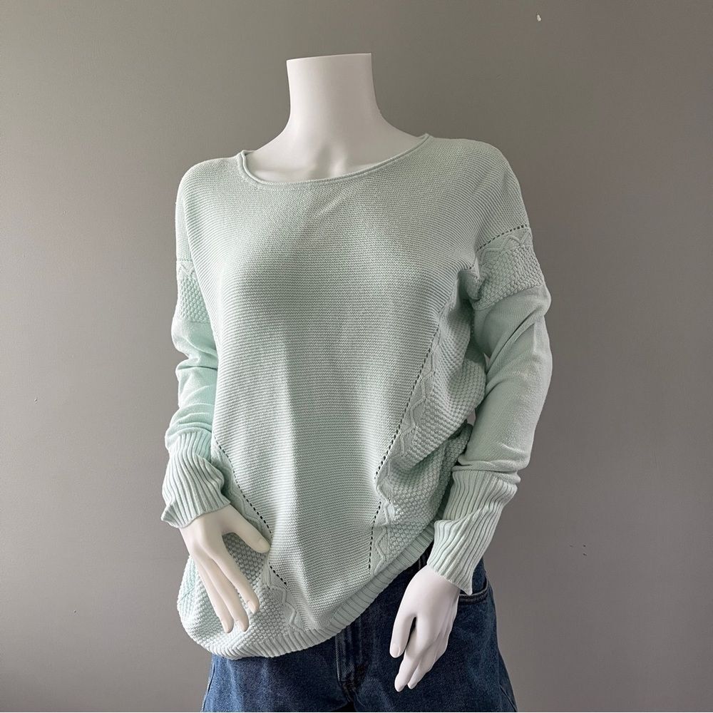 Light Blue Cotton Sweater Pullover Long sleeve Size Small